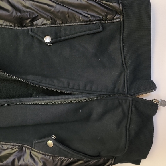 Puma Men's Ferrari SF Race Hooded Sweat Jacket. - Picture 4 of 16